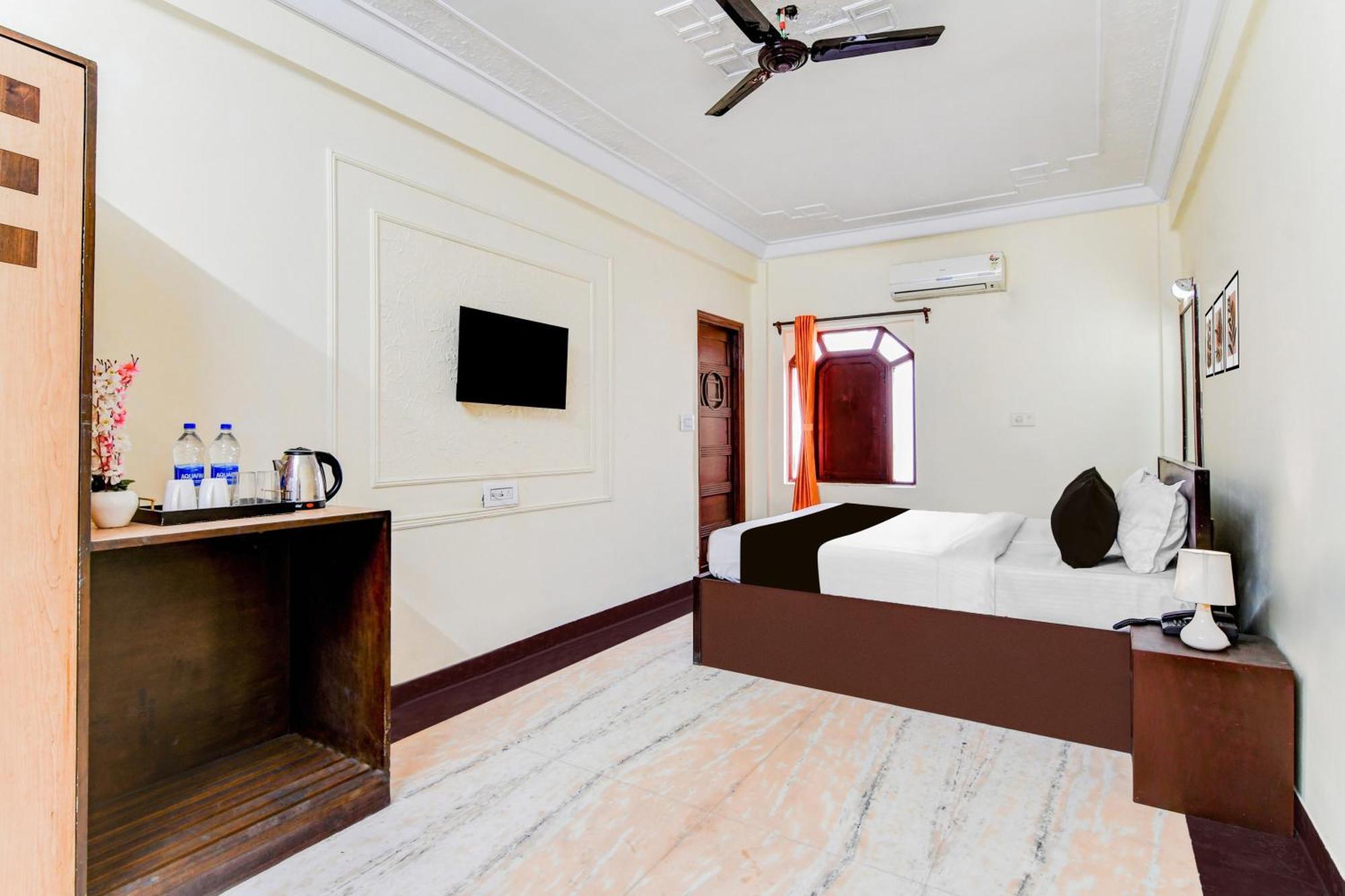 Super Hotel O Lenin Sarani Kalkutta Exterior foto