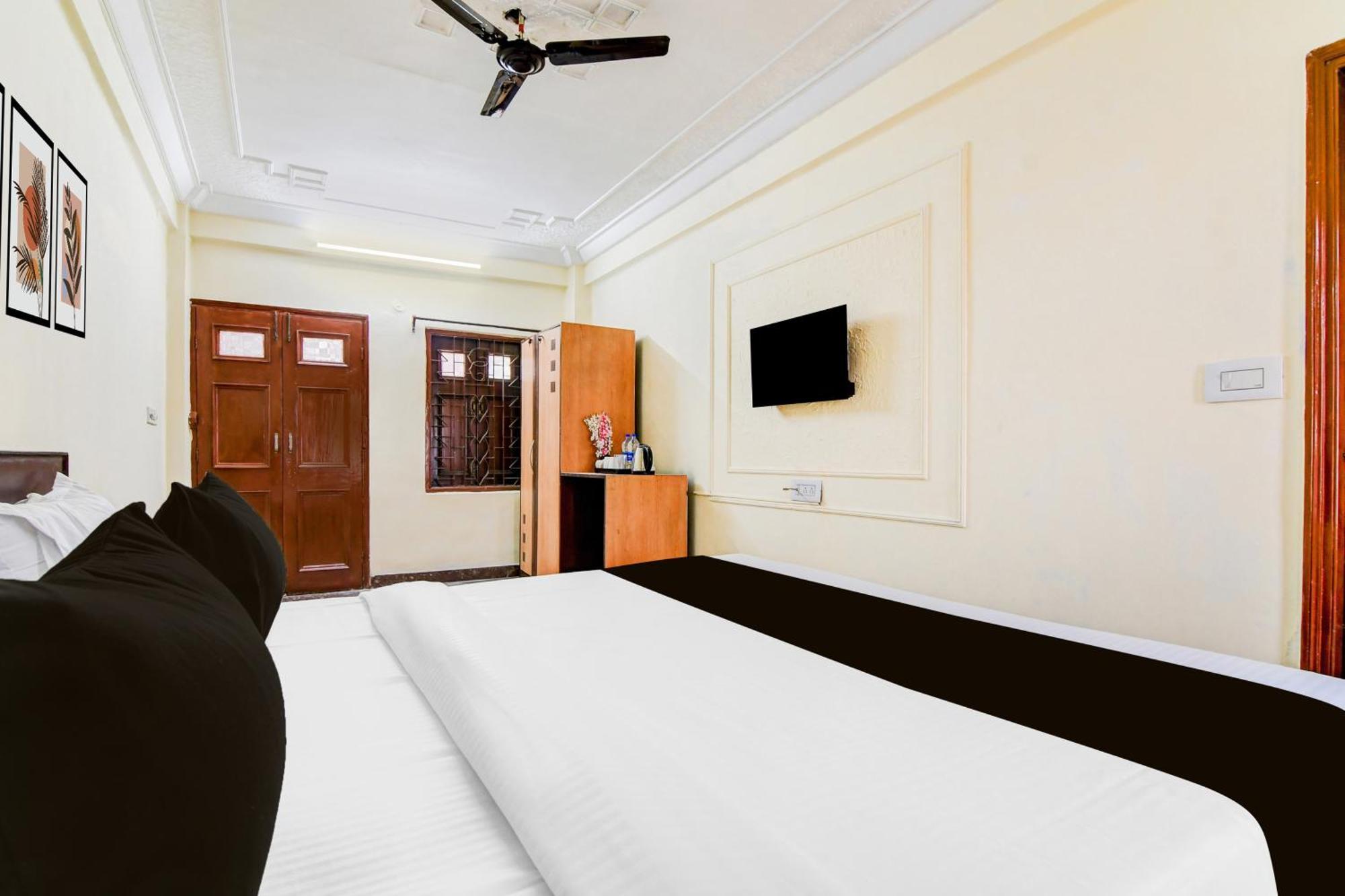 Super Hotel O Lenin Sarani Kalkutta Exterior foto